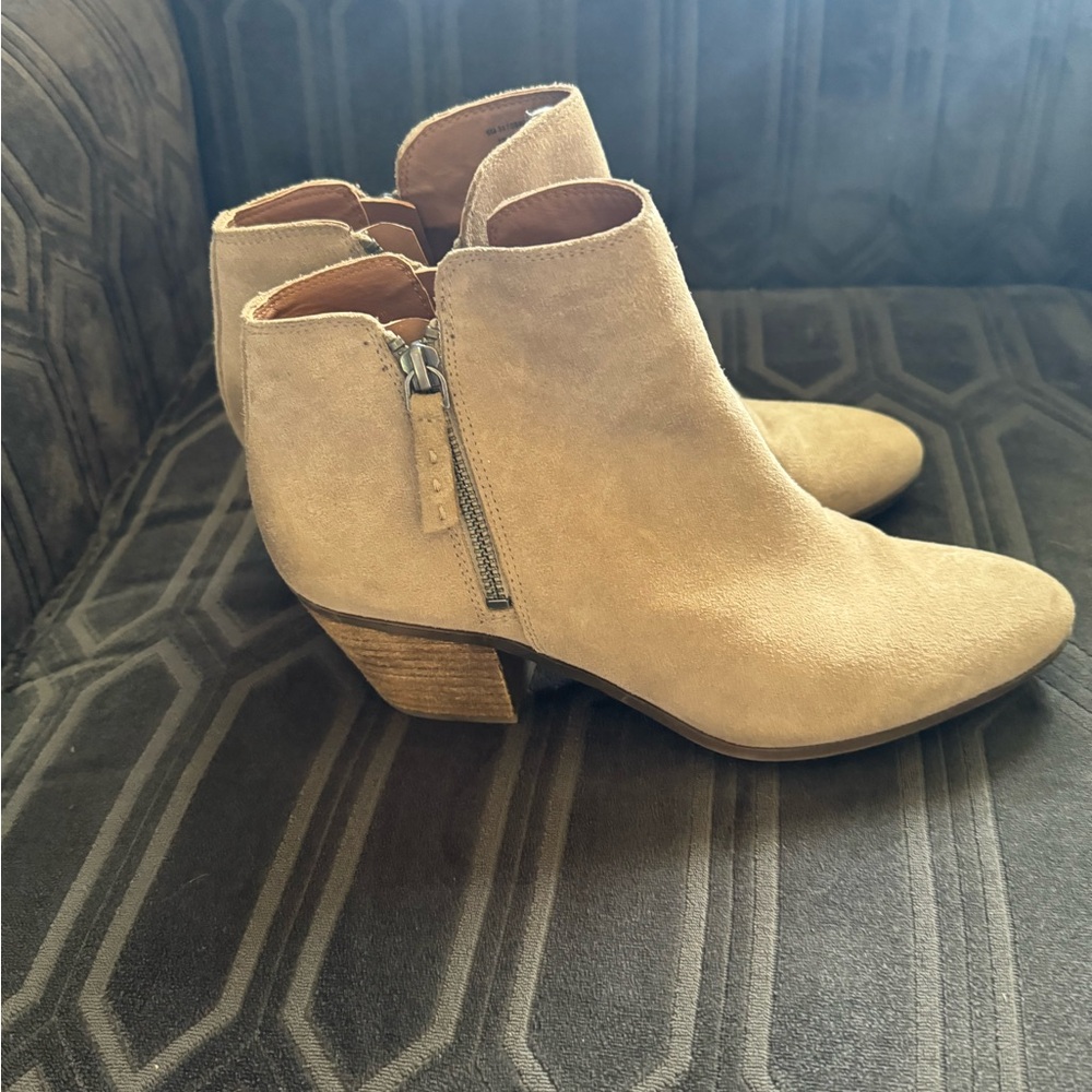 Frye & Co. Booties